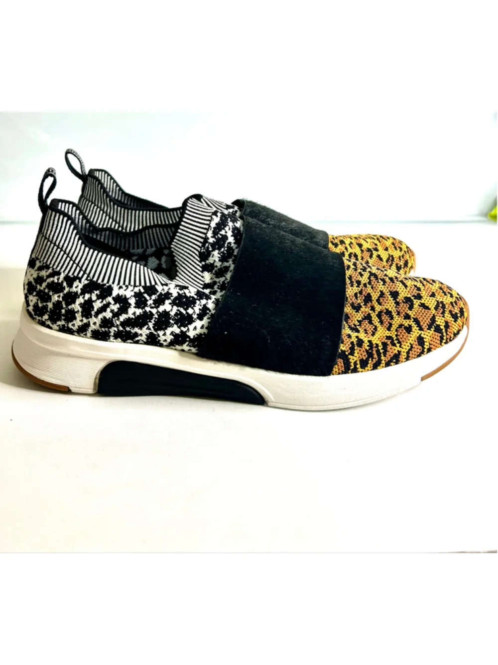 Mark Nason Sketchers Modern Jogger 2.0 Sanctuary leopard/zebra print Wmn size 10